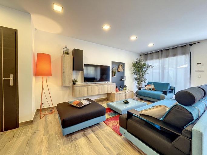 Others 5, Les villas du Golf Mougins, Alpes-Maritimes