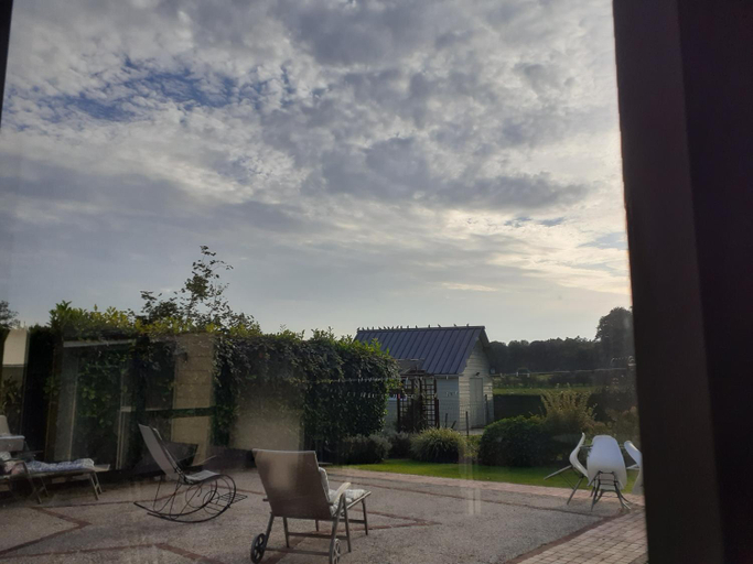 Others 2, relais des tourterelles, Ardennes