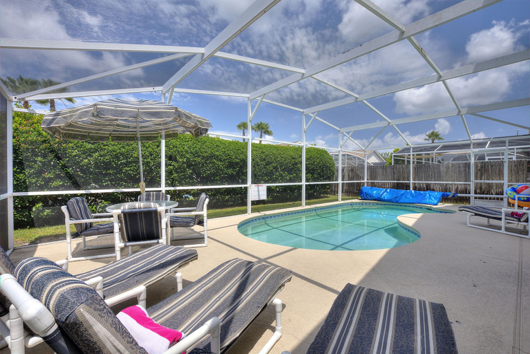 Sport & Beauty 5, 2 Suites, 1 King, 5 Beds: Pool. Games Room #810, Polk