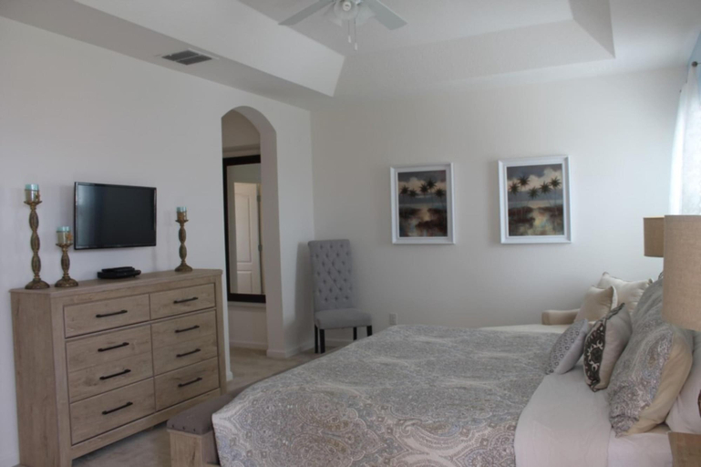 Bedroom 2, Ospreys Landing at Solterra Resort, Polk