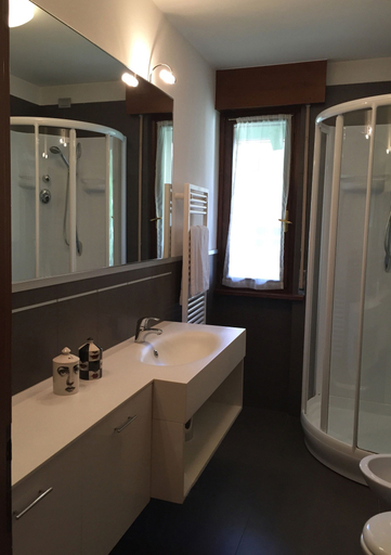 Bathroom 5, Parkhotel Ladinia, Belluno