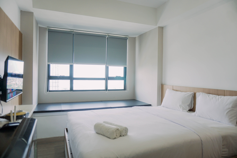 Others 3, Well Furnished and Comfy Studio Collins Boulevard Apartment By Travelio, Tangerang