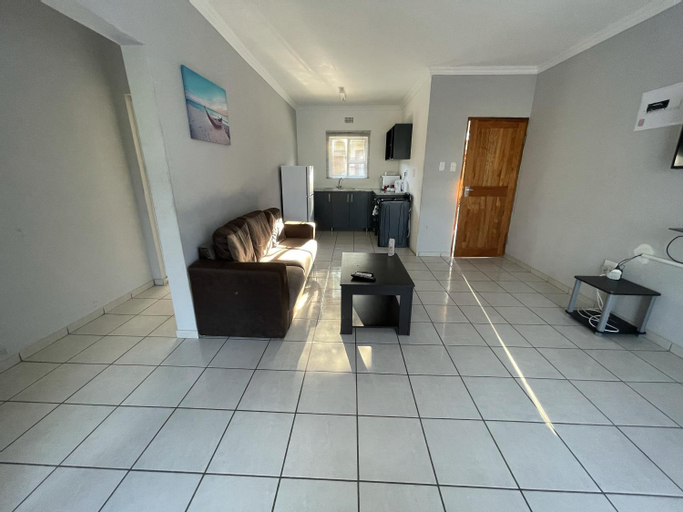 Others 4, Hinterland Lodge, Zululand