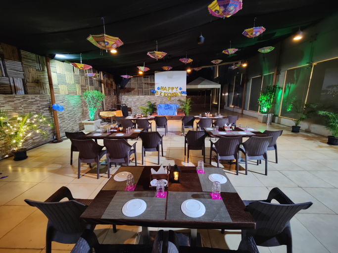 Food & Drinks 4, Regenta Central Grand Exotica Pune, Pune