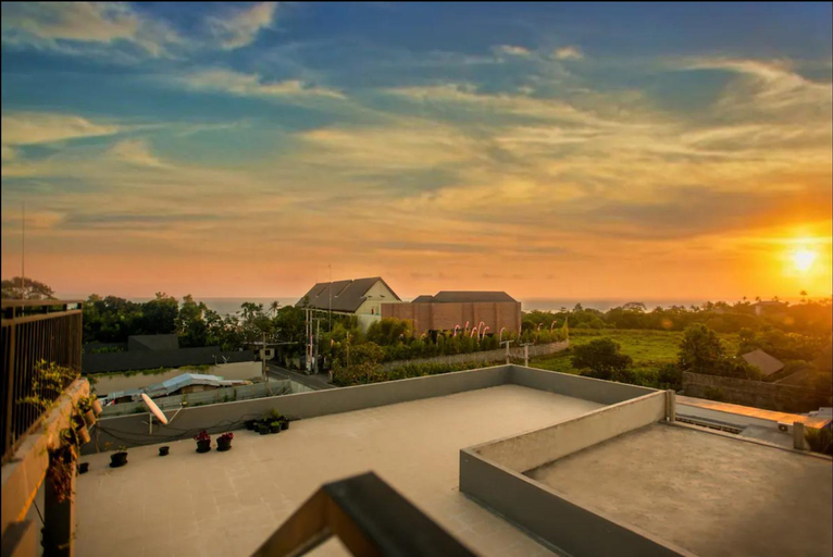 Others 3, Canggu Ocean House/Orange. By walk to the beach!, Badung