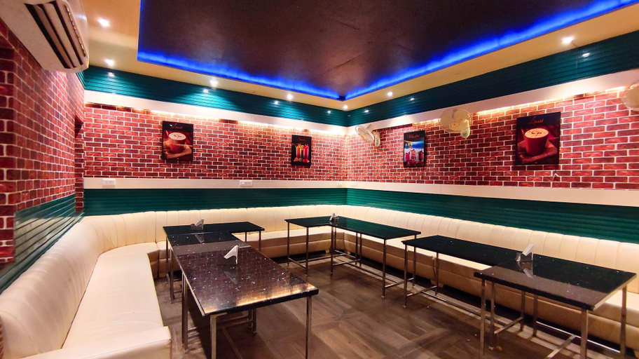 Food & Drinks 5, MGR Hotel Moradabad, Moradabad