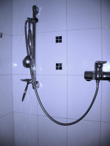 Bathroom 4