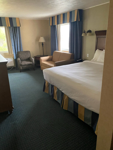 Bedroom 2, The Boardwalk Inn, Taney