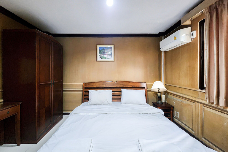 Bedroom 13