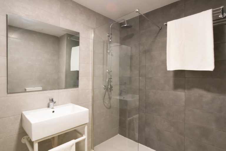 Bathroom 3, Ibersol Sorra d'Or, Barcelona
