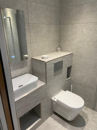 Bathroom 2, Kirkwirral Bed & Breakfast, Dumfries and Galloway