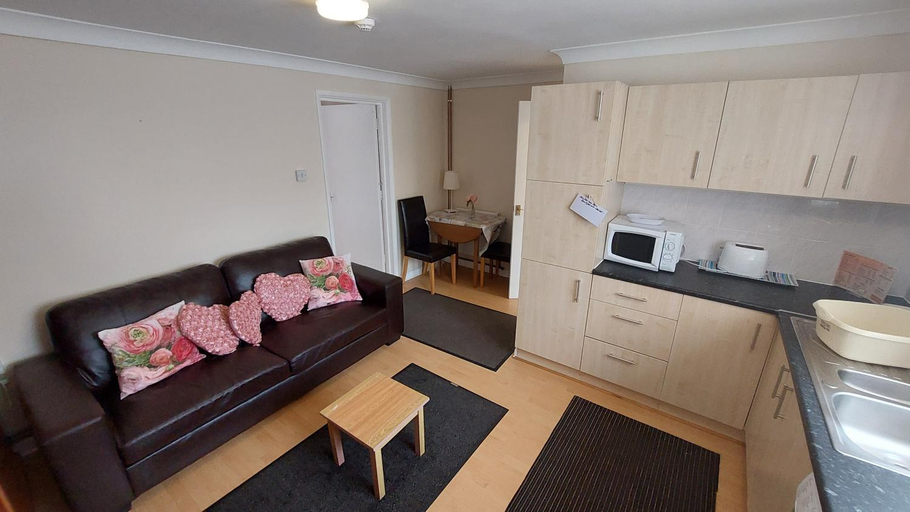 Others 5, Tennyson Lodge, Lincolnshire