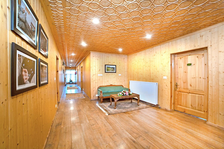 Public Area 3, Shaw Inn, Baramulla
