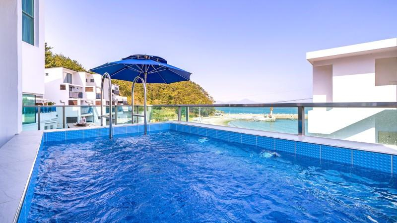 Sport & Beauty 3, geojae sunstay poolvilla, Geoje