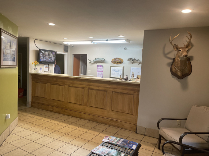 Others 5, Motel 6 Bracey, VA – I-85, Mecklenburg