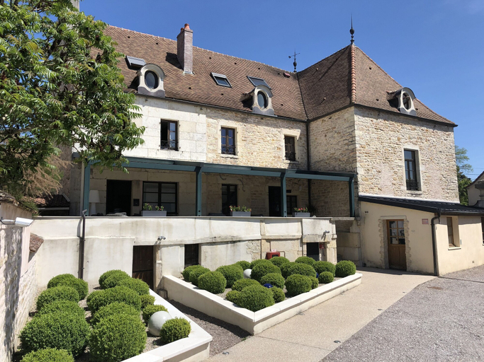Exterior & Views 2, L'hôtel d'Arc, Côte-d'Or