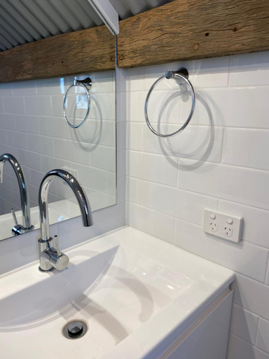 Bathroom, The Zin Loft, Cabonne