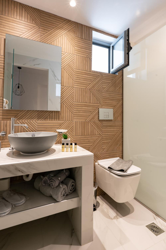 Bathroom 3, POUNEDES LUXURY SUITES, South Aegean