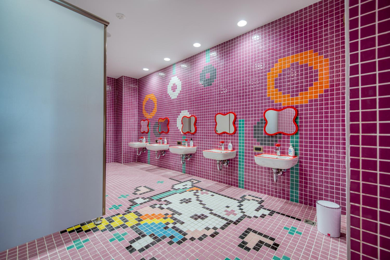 Bathroom 5, BN Hotel Thermal & Wellness, Merkez