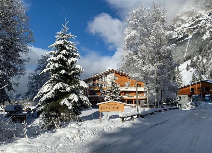 Exterior & Views 2, Hotel Ermitage Kandersteg, Frutigen