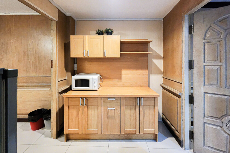 Dining Room 10