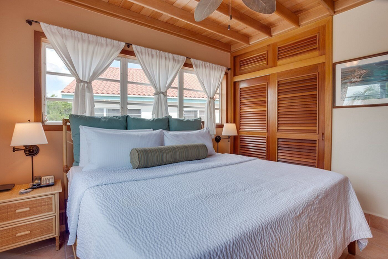Bedroom 3, Vita Retreats