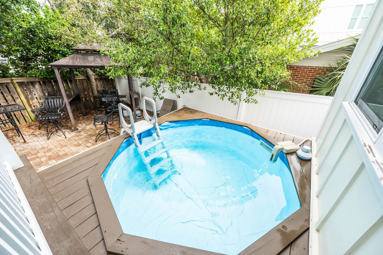 Sport & Beauty 2, Beach House with PRIVATE POOL & 14 BIKES, Walton