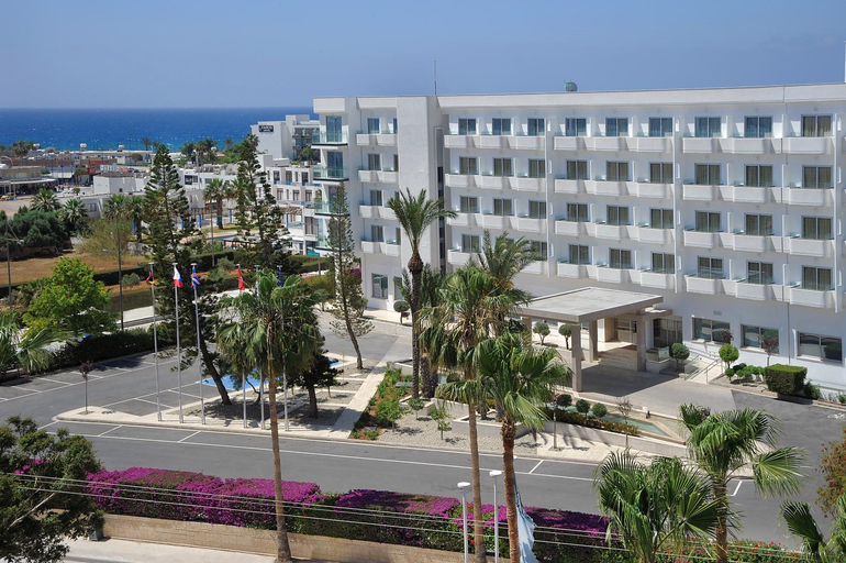 Exterior & Views 1, Nestor Hotel
