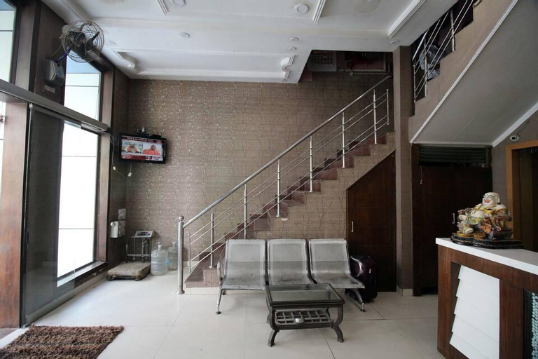 Exterior & Views 5, Hotel Saina International, West