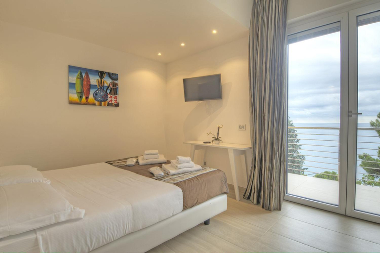 Bedroom 9
