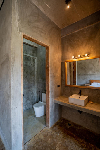 Bathroom 2, Izustarri, Burgos