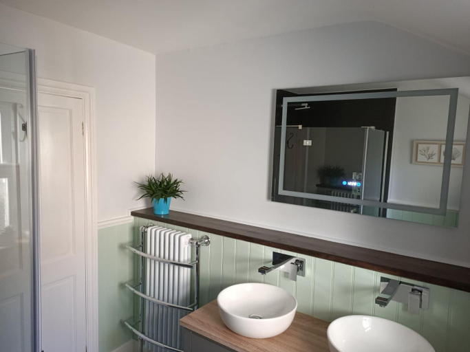 Bathroom 3, North Ings, North Yorkshire