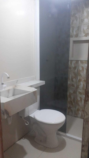 Bathroom, POUSADA ESPAÇO PÉROLA, Maricá