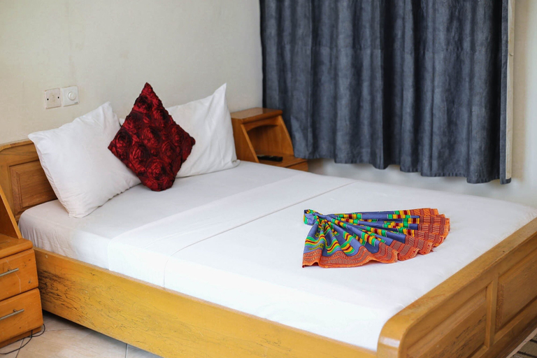 Bedroom 3, BROOKVALE HOTEL, Ga West