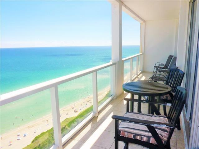 Others 3, Penthouse in the sky, Miami-Dade