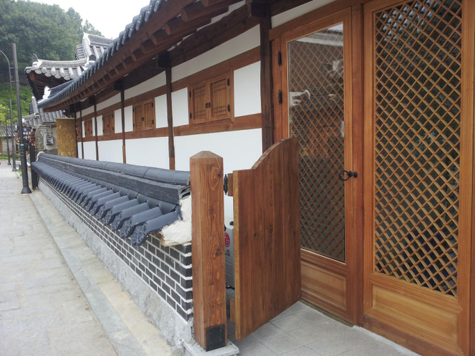 Exterior & Views 1, Jeonju Nostalgic Home, Jeonju