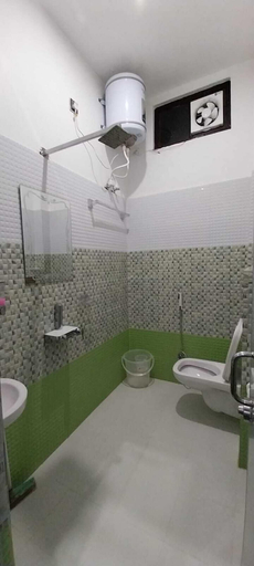 Bathroom 3, Hotel Prakash By GRB, Garhwal