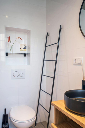 Bathroom, Studios at the canal, Amsterdam
