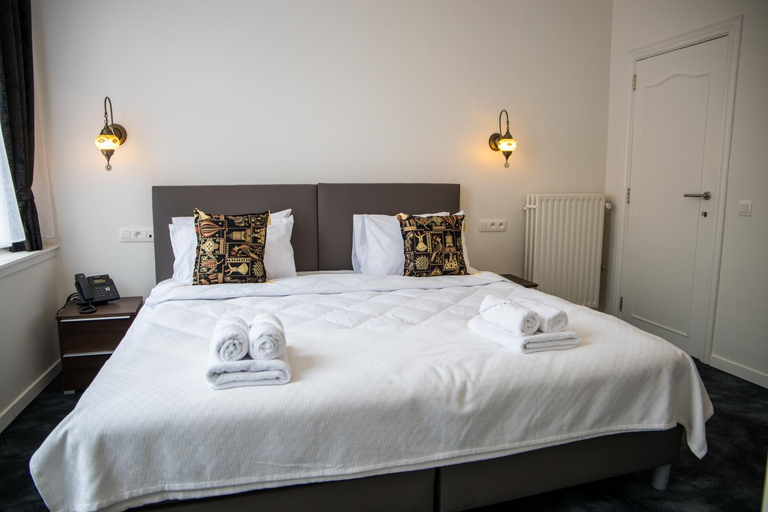 Others 2, Hotel Guzy Lier Centre, Antwerpen