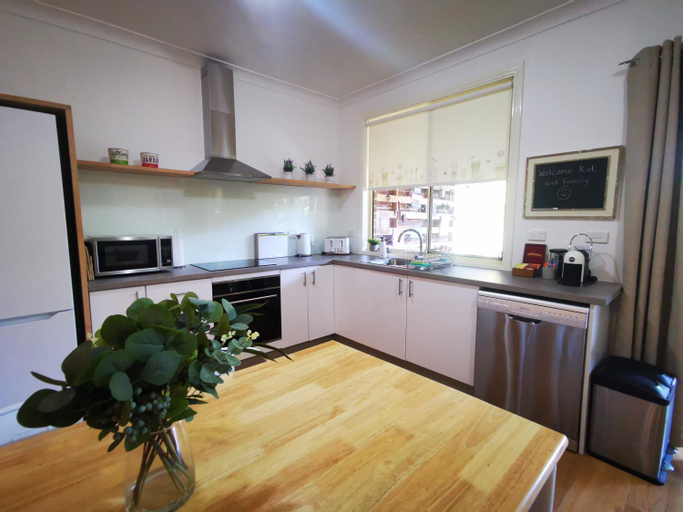 Dining Room 4