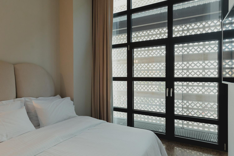 Bedroom 2, PlexiSpace, Attica