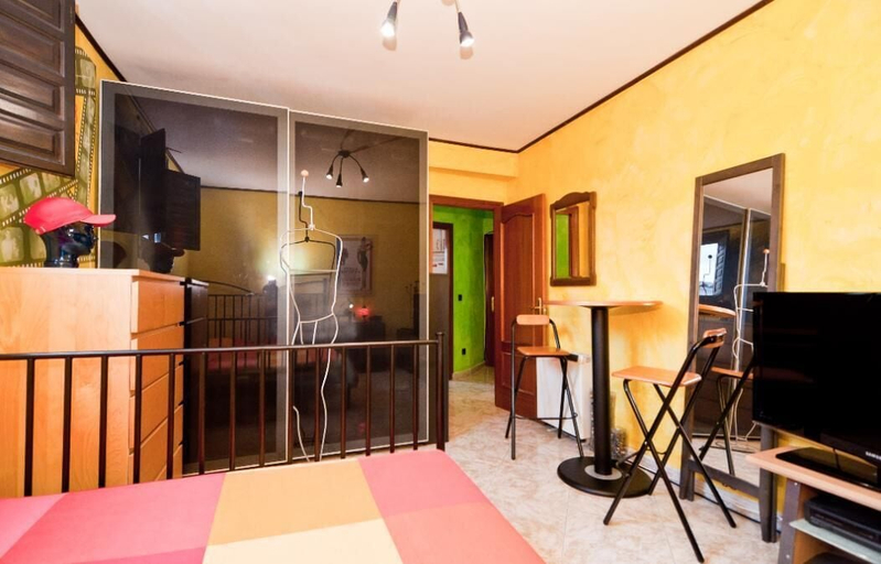 Others 3, Chic & Sunny Apt. Historic District - Sol, Madrid