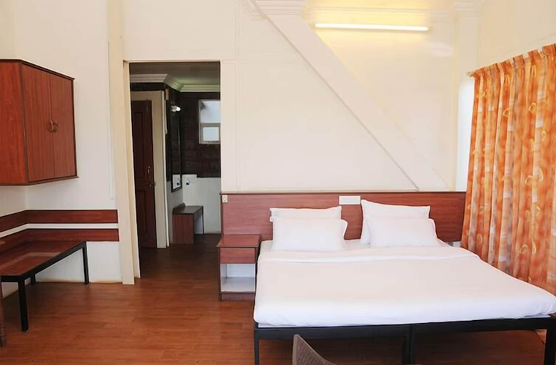 Bedroom 5, Wind Chalet, Satara