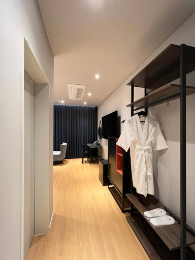 Bedroom 3, Jinhae Intercity Hotel, Jinhae
