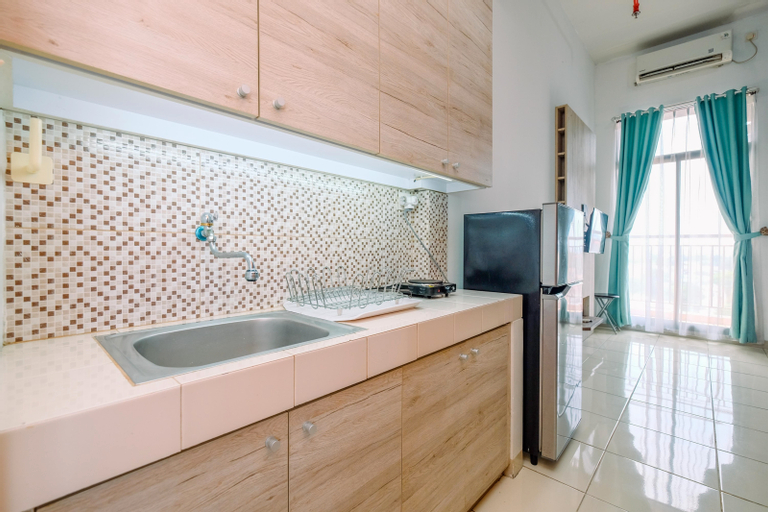 Others 3, Best Homey and Cozy Studio at Dave Apartment By Travelio, Depok