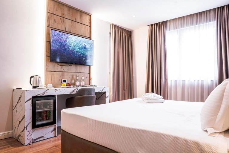 Bedroom 2, Amfora Hotel & Spa, Durrësit