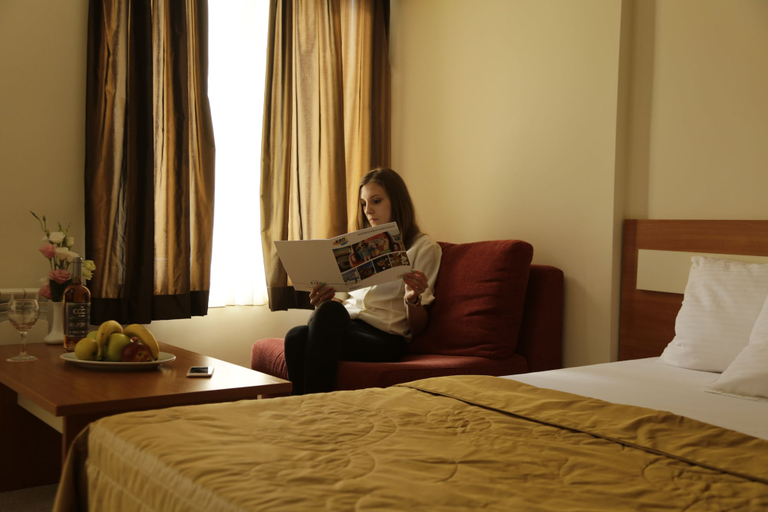 Bedroom 4, Relax Coop Hotel, Tryavna