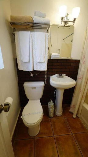 Bathroom 3, VILLA BRASIL MOTEL, Los Angeles