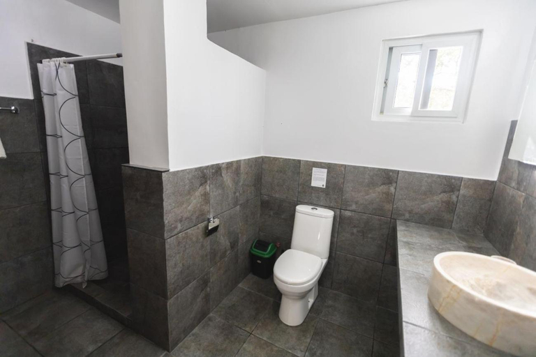 Bathroom 3, The Three P Beach Resort & Dive Center, Romblon