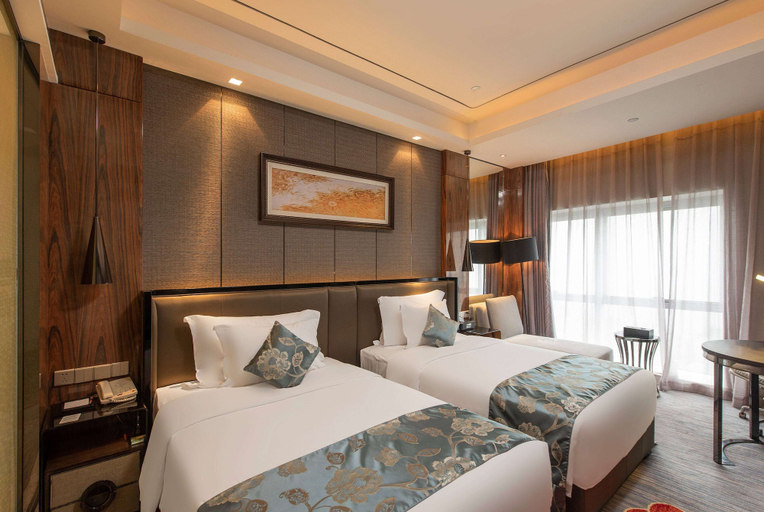 Bedroom 2, Ramada Plaza Liuzhou Liudong, Liuzhou